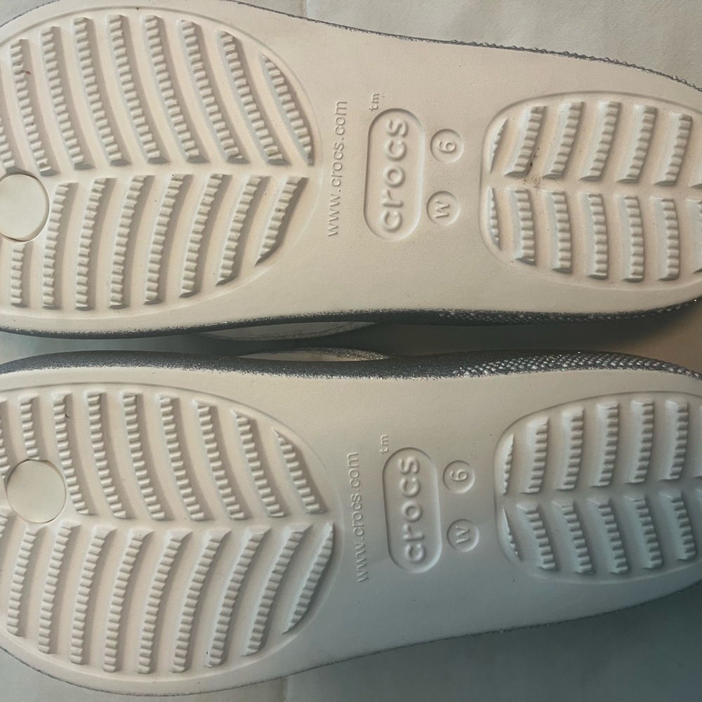 CROCS Silver White Sandals with Glittery Straps - Picture 3 of 3